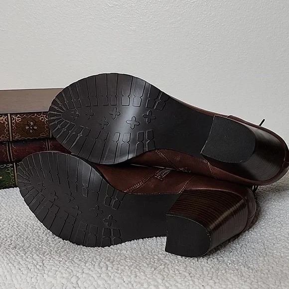 Bella Vita Kody Leather Boots Victorian Tassel Buckle Ankle Booties Cognac Brown - Picture 7 of 13